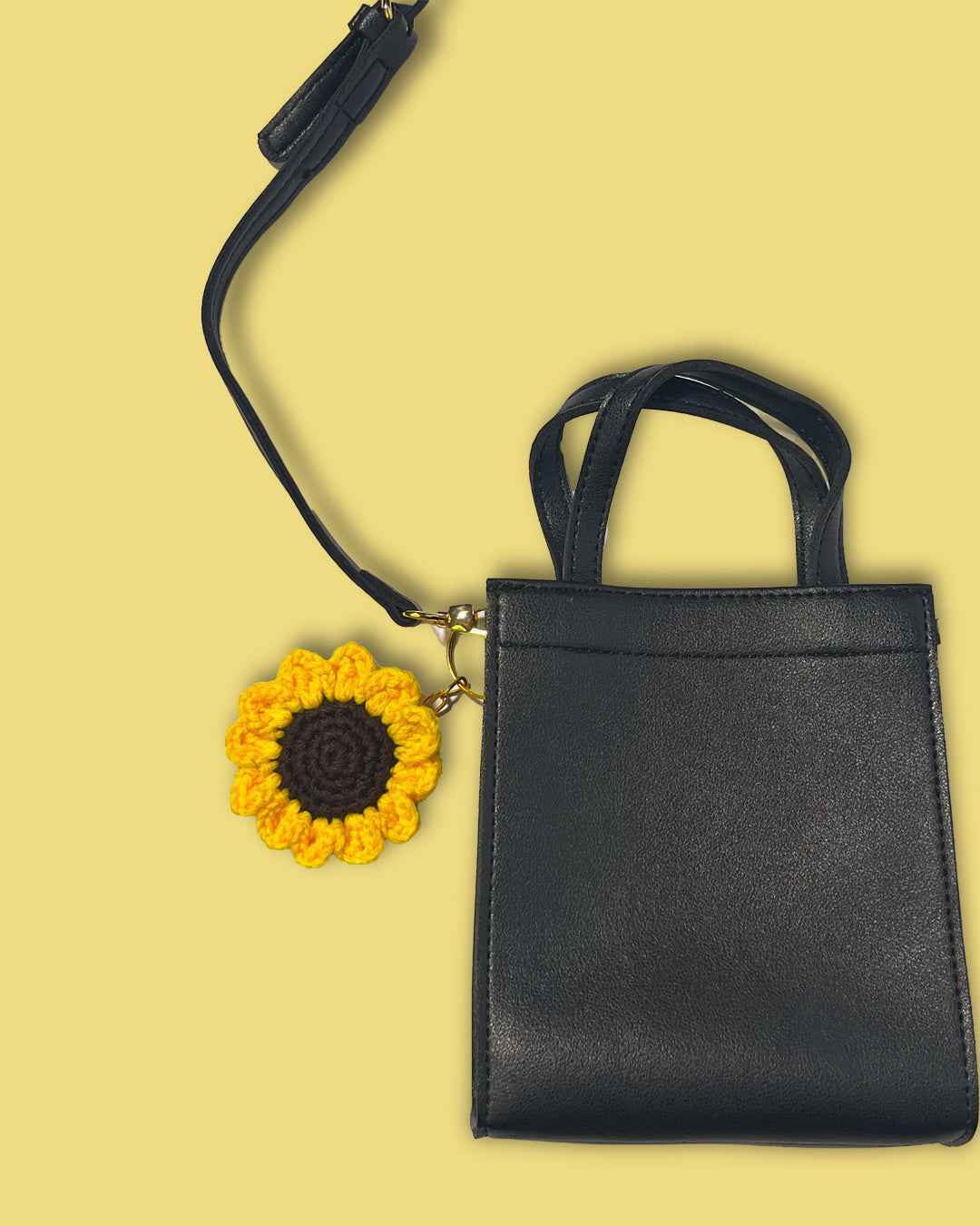 Sunny Sunflower Charm Keychain - Brighten Your Keys with a Touch of Floral Elegance