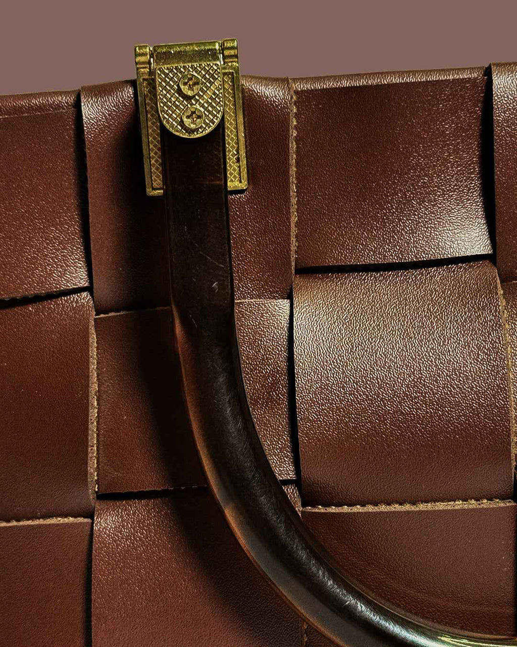 Woven Handbag Mocha Matrix - Stylish and Functional Accessory - Pepper